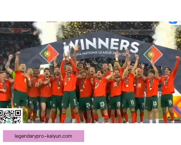 马德里竞技再创辉煌，赢得欧联杯冠军，状态回暖值得关注。