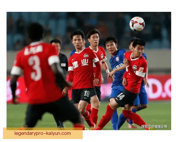 足球赛季进行中：关键赛程、积分形势与球队表现答疑